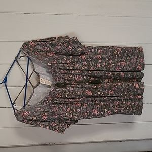 Floral Faded Glory top